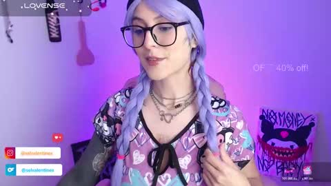 Snapshot of selvalentinex chatting on November 7, 2025, 1:16 am online show from November 7, 2025, 1:16 am