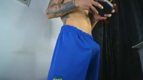 Snapshot of sem_alas chatting on November 2, 2025, 8:44 pm sem_alas online show from November 2, 2025, 8:44 pm