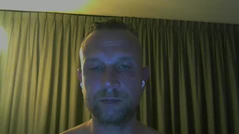 Snapshot of sence08 chatting on February 6, 2026, 6:44 pm sence08 online show from February 6, 2026, 6:44 pm