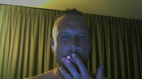 Snapshot of sence08 chatting on March 15, 2026, 9:32 pm sence08 online show from March 15, 2026, 9:32 pm