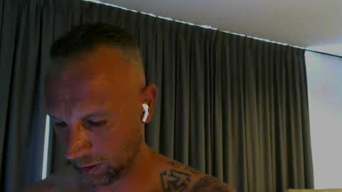 sence08 online show from July 17, 2026, 3:39 pm