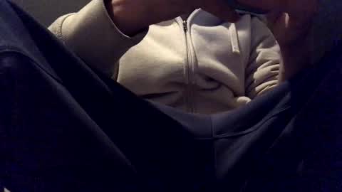 sencilloparati online show from December 2, 2025, 12:10 pm