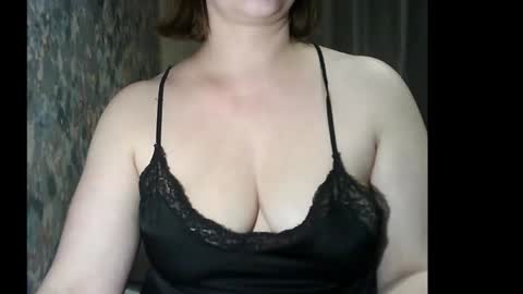 Snapshot of send_me chatting on February 26, 2025, 6:21 pm send me online show from February 26, 2025, 6:21 pm