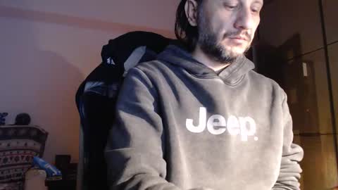 senorneby online show from December 17, 2025, 6:36 pm