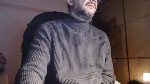 senorneby online show from February 11, 2026, 7:41 pm