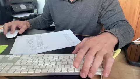 sens3439 online show from October 14, 2025, 3:13 pm