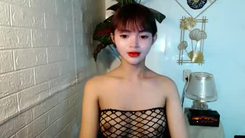 Snapshot of sensational_yeng chatting on June 10, 2026, 6:18 pm sensational_yeng online show from June 10, 2026, 6:18 pm