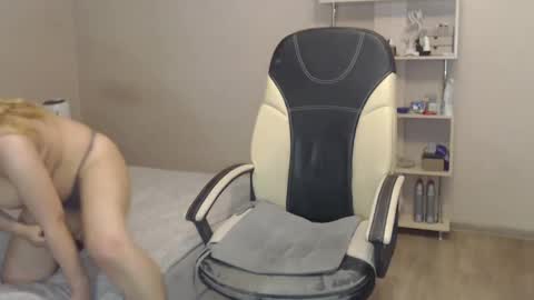 Snapshot of sensetive_mary chatting on December 24, 2024, 2:44 pm Mary Cherry online show from December 24, 2024, 2:44 pm