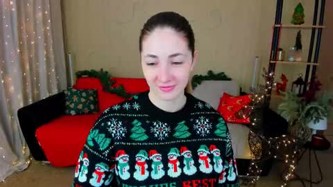 sensitiveheartt online show from December 17, 2025, 11:16 am