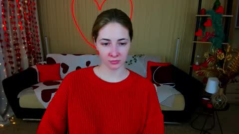 sensitiveheartt online show from February 15, 2026, 7:43 pm