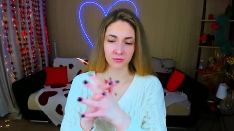 sensitiveheartt online show from February 28, 2026, 4:35 am