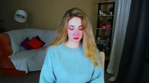 Snapshot of sensitiveheartt chatting on March 8, 2026, 7:17 pm sensitiveheartt online show from March 8, 2026, 7:17 pm