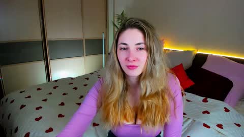Snapshot of sensitiveheartt chatting on March 15, 2026, 7:31 pm sensitiveheartt online show from March 15, 2026, 7:31 pm