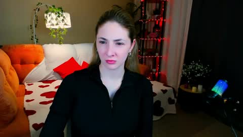 Snapshot of sensitiveheartt chatting on March 31, 2026, 7:25 pm sensitiveheartt online show from March 31, 2026, 7:25 pm