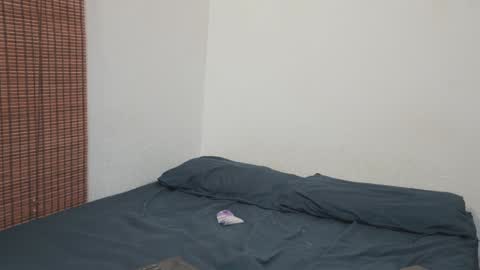 Snapshot of senssual_goddess chatting on December 6, 2024, 2:57 am senssual_goddess online show from December 6, 2024, 2:57 am