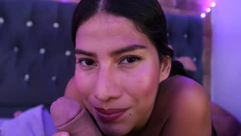 senssual_goddess online show from November 17, 2025, 4:35 pm