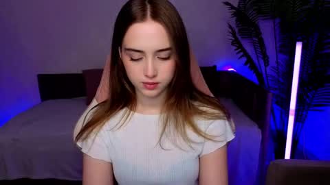 Emily  online show from April 17, 2026, 8:28 am