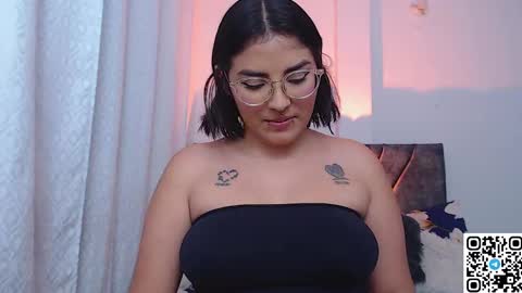 Camille and sophie online show from December 25, 2024, 7:14 am