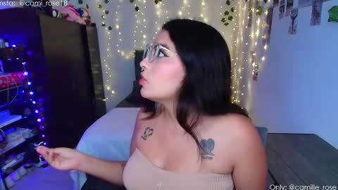 Snapshot of sensual_flame chatting on December 22, 2025, 10:29 pm Camille and sophie online show from December 22, 2025, 10:29 pm