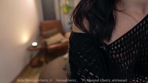 Snapshot of sensualcherry_ chatting on March 11, 2026, 1:00 am Maria- OF sensual bee online show from March 11, 2026, 1:00 am