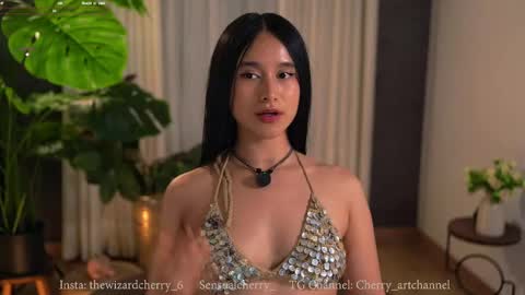 Snapshot of sensualcherry_ chatting on May 15, 2026, 12:39 am Maria- OF sensual bee online show from May 15, 2026, 12:39 am