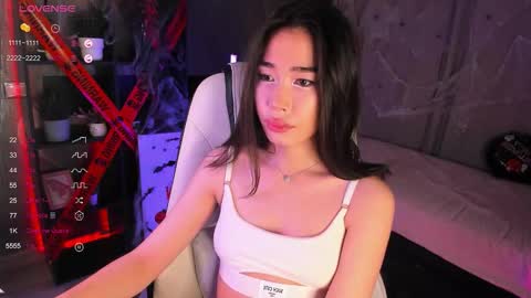 Snapshot of sensualily chatting on October 17, 2025, 2:19 pm Kiki online show from October 17, 2025, 2:19 pm