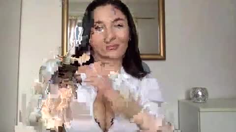 Snapshot of sensuallstella chatting on February 20, 2026, 8:16 am sensuallstella online show from February 20, 2026, 8:16 am