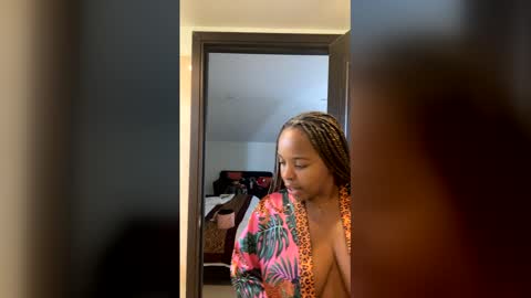 sensualprima online show from March 31, 2026, 6:47 am