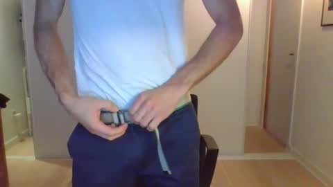 Snapshot of sensuasculine chatting on December 13, 2024, 8:51 am Matt online show from December 13, 2024, 8:51 am