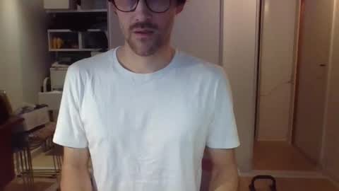 Snapshot of sensuasculine chatting on January 15, 2026, 9:14 am Matt online show from January 15, 2026, 9:14 am