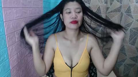 Snapshot of sensuouslips chatting on October 6, 2025, 12:30 am SensuousLips online show from October 6, 2025, 12:30 am