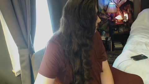 Snapshot of sentfrmheaven chatting on January 5, 2025, 4:59 pm Tara online show from January 5, 2025, 4:59 pm