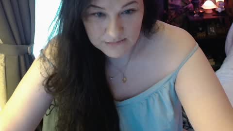 Snapshot of sentfrmheaven chatting on January 24, 2025, 1:25 pm Tara online show from January 24, 2025, 1:25 pm