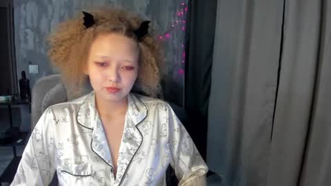senya_sol online show from June 27, 2026, 10:48 pm