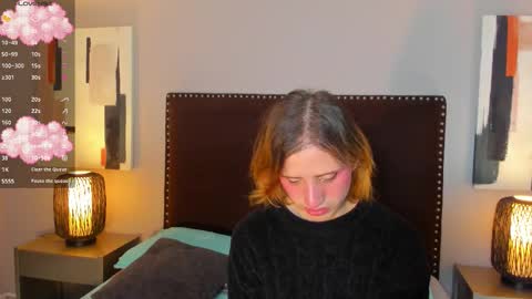 Snapshot of seraphine_star chatting on February 27, 2026, 11:27 pm Seraphine star online show from February 27, 2026, 11:27 pm