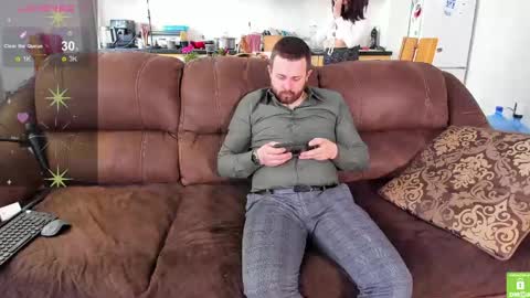 Snapshot of serdron_ chatting on April 22, 2026, 8:17 am Alisha Kevin online show from April 22, 2026, 8:17 am