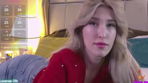 Snapshot of serena_bennet chatting on November 14, 2025, 10:47 am Serena online show from November 14, 2025, 10:47 am