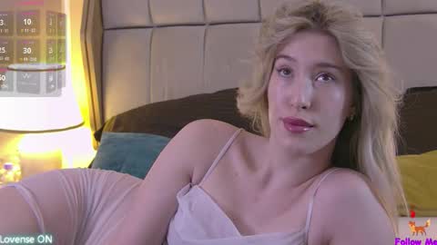 Snapshot of serena_bennet chatting on January 12, 2026, 11:48 am Serena online show from January 12, 2026, 11:48 am