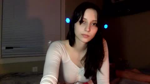 Snapshot of serenablair96 chatting on January 28, 2025, 5:00 am serena online show from January 28, 2025, 5:00 am
