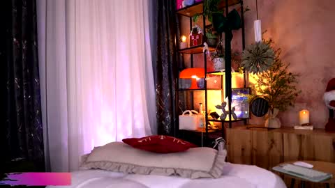 Snapshot of serene_sophiex chatting on December 21, 2025, 9:55 pm Serene Sophiex online show from December 21, 2025, 9:55 pm