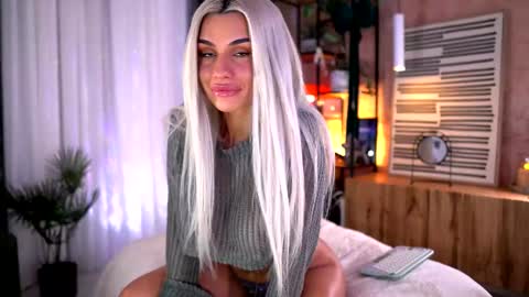 Snapshot of serene_sophiex chatting on February 2, 2026, 9:02 pm Serene Sophiex online show from February 2, 2026, 9:02 pm