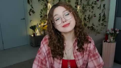 Snapshot of sereneflame chatting on February 9, 2026, 4:11 pm Ophelia online show from February 9, 2026, 4:11 pm