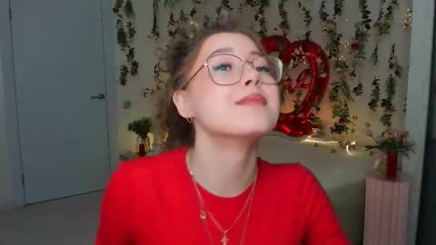 Snapshot of sereneflame chatting on February 23, 2026, 4:04 pm Ophelia online show from February 23, 2026, 4:04 pm