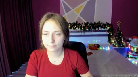 Snapshot of serenitywild chatting on December 23, 2025, 6:33 am serenitywild online show from December 23, 2025, 6:33 am