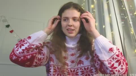 Snapshot of sereta_fin chatting on December 31, 2024, 11:39 pm Hey Guys and Girls non-binary personalities Im Sereta online show from December 31, 2024, 11:39 pm