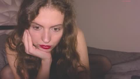 Snapshot of sereta_fin chatting on October 24, 2025, 10:44 am Hey Guys and Girls non-binary personalities Im Sereta online show from October 24, 2025, 10:44 am