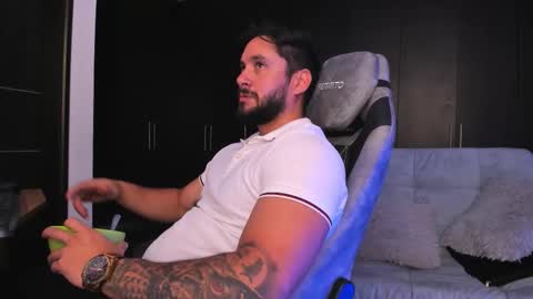 Sergi Mancini online show from December 17, 2025, 12:27 am