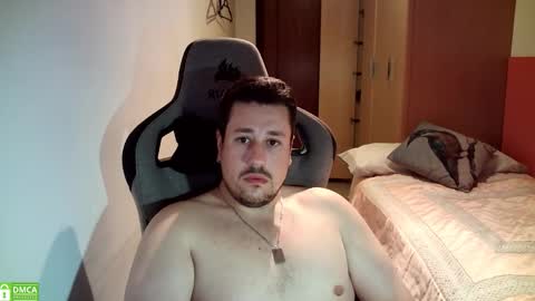 Snapshot of sergio95n chatting on October 18, 2025, 5:43 am Pollos online show from October 18, 2025, 5:43 am