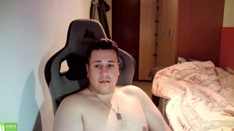 Snapshot of sergio95n chatting on November 7, 2025, 6:19 pm Pollos online show from November 7, 2025, 6:19 pm