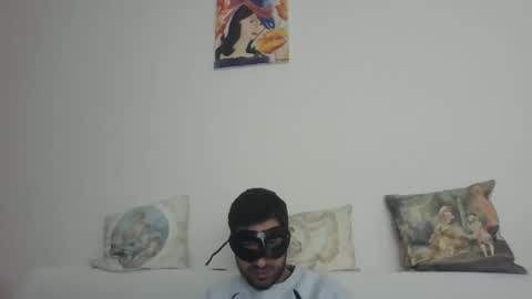 Snapshot of sero98313230 chatting on April 7, 2026, 9:32 am sero98313230 online show from April 7, 2026, 9:32 am